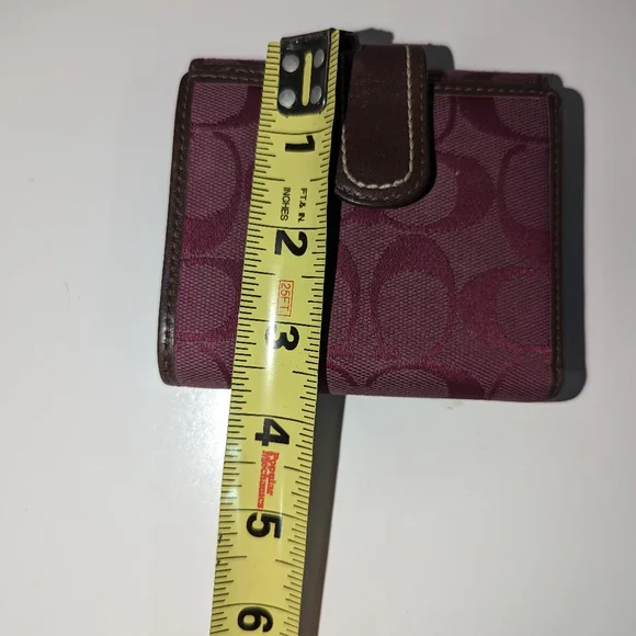 Purple coach wallet - Picture 7 of 7